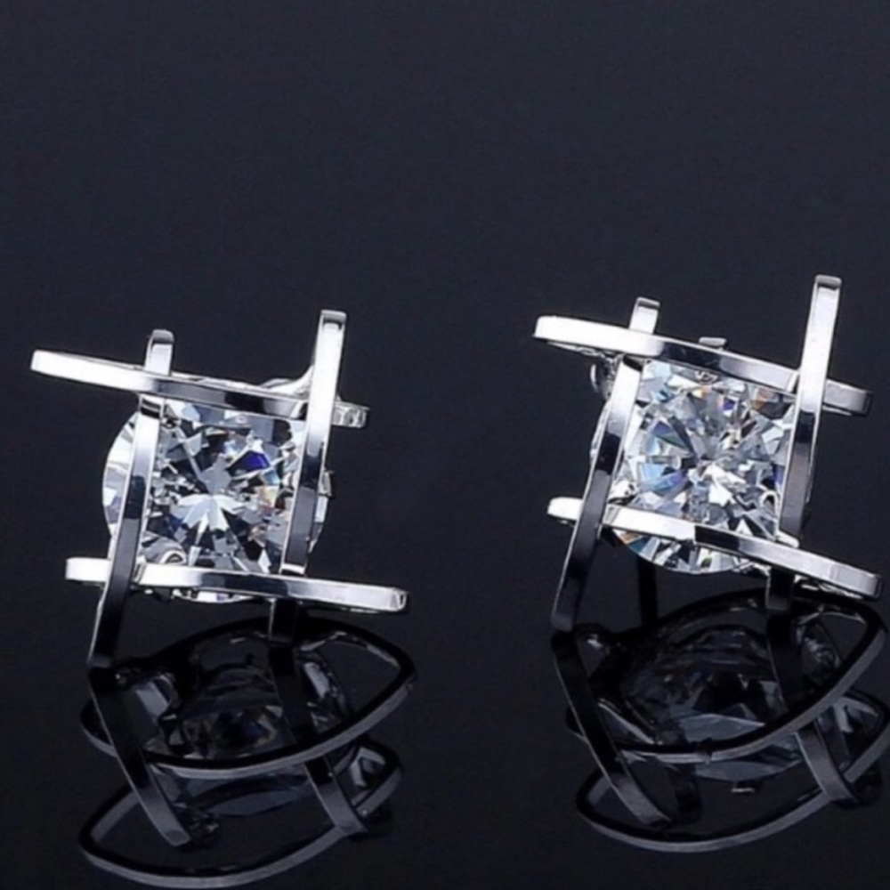 NEW SILVER 3D CAGE DIAMOND STUD EARRINGS - Picture 3 of 6